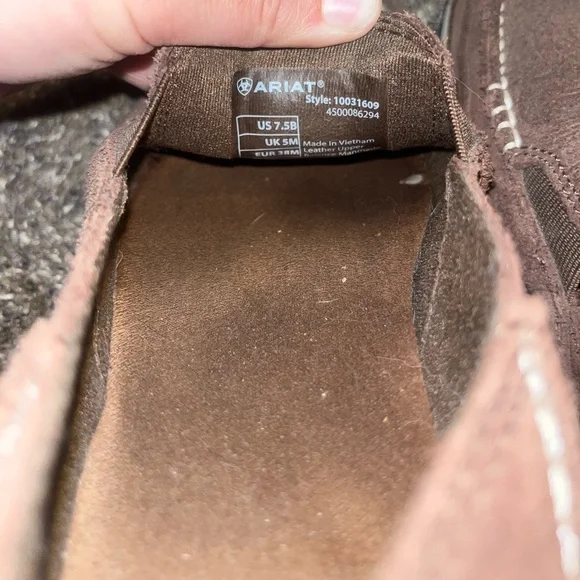 Ariat Cruisers - Picture 3 of 3